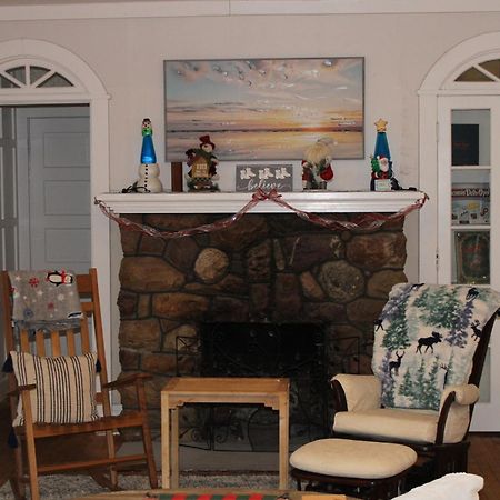 The Hillside B&B. Home W/ Breakfast Service! Wisconsin Dells Extérieur photo