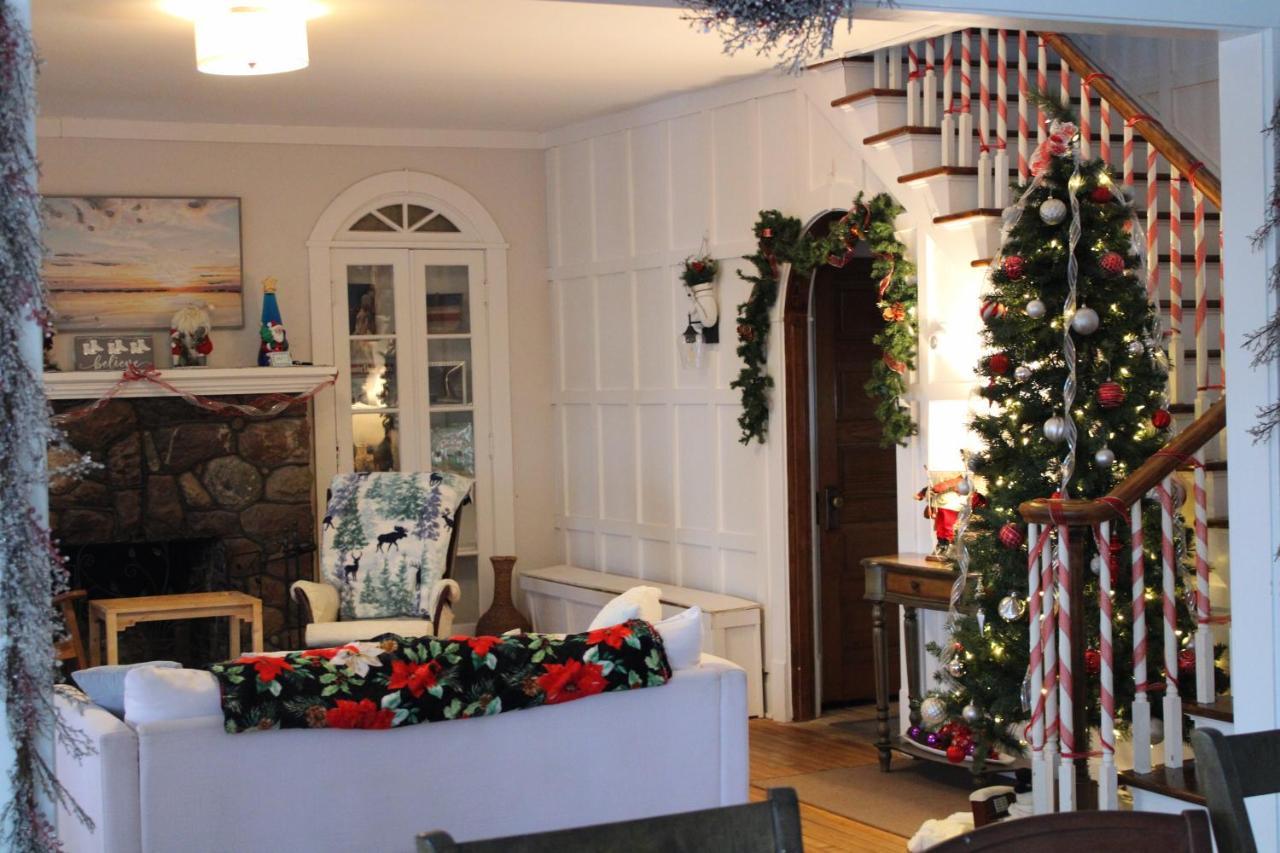 The Hillside B&B. Home W/ Breakfast Service! Wisconsin Dells Extérieur photo